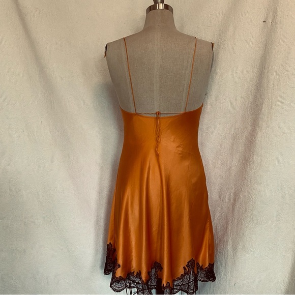 Pure silk XS/ S chemise/slip melon orange with black trim. - Picture 4 of 7